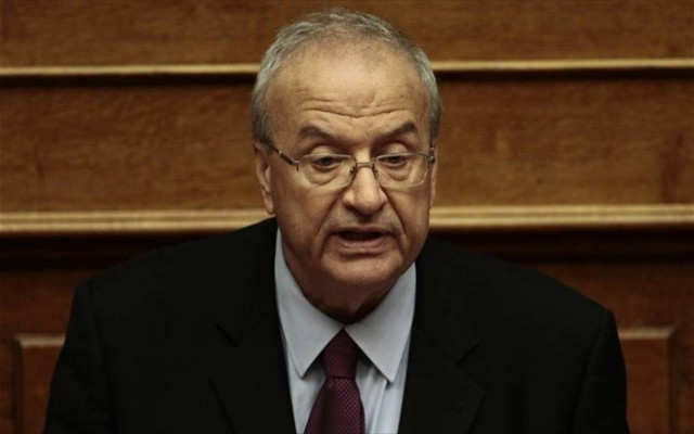 Επανακατατέθηκε η διάταξη για την απέλαση μεταναστών