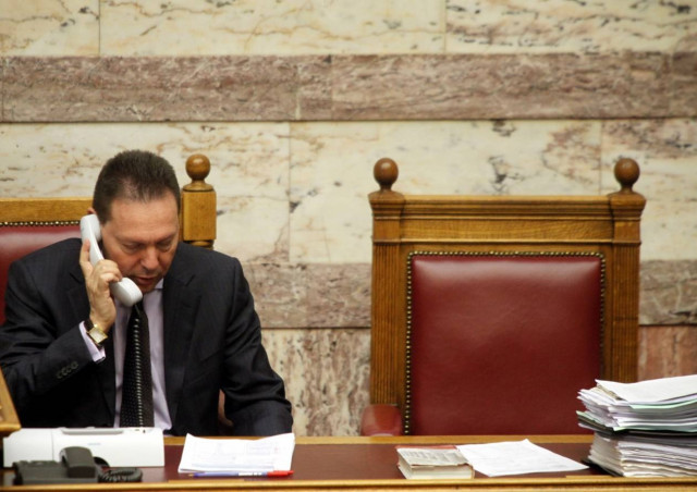 Ενημέρωση του Γιώργου Παπανδρέου από τον Στουρνάρα