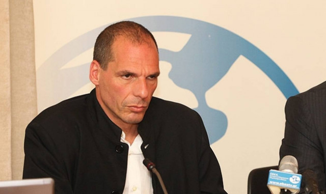 Χαμός με Ντινόπουλο και Βαρουφάκη: Τον λέω «Μπαρουφάκη»