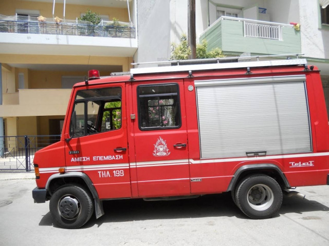 Κρήτη: Οδηγός παραλίγο να καεί ζωντανός