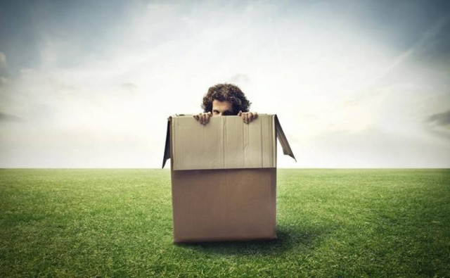 Οι 20 πιο παράλογες φοβίες σε ένα μόνο βίντεο!