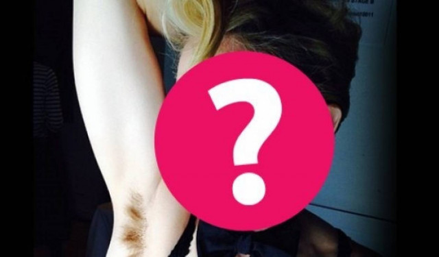 Πέταξε το μπούστο έξω …. Την αναγνωρίζετε;