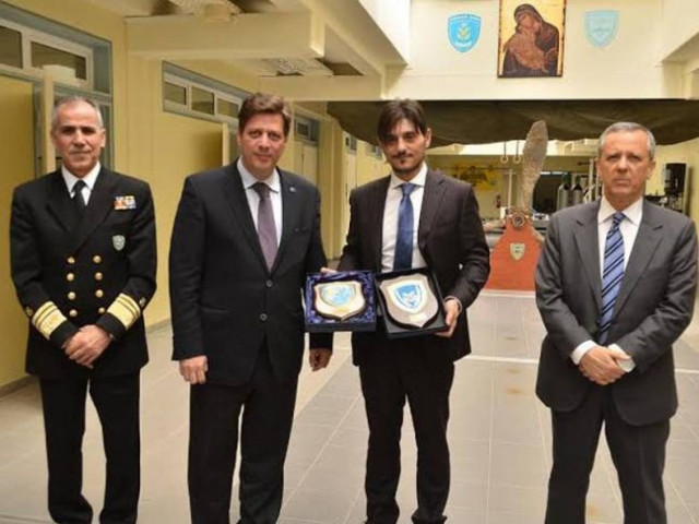 Dimitris Giannakopoulos: Important donation to the Coast Guard