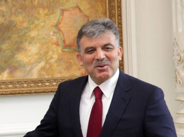 Γκιουλ: Απαράδεκτος ο αποκλεισμός του Twitter