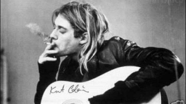 Η Αστυνομία επανεξετάζει τον θάνατο του Κομπέιν