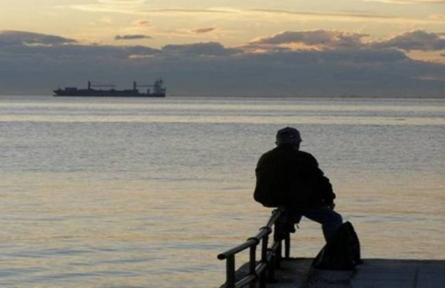 Financial aid to sailors