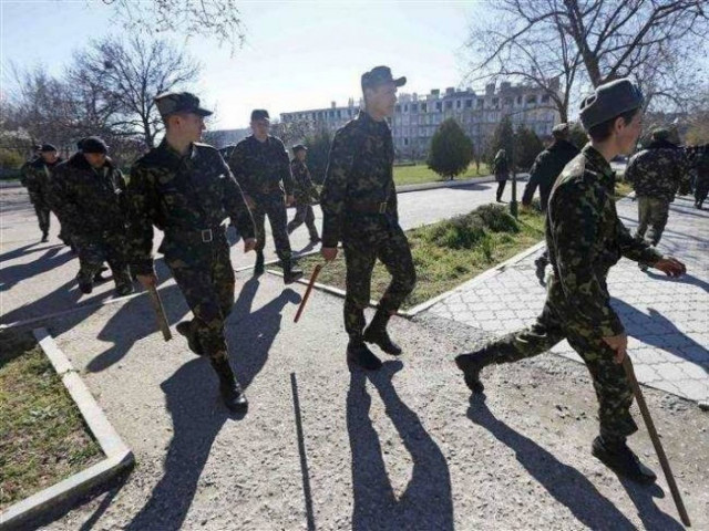 Ukraine withdraw its troops from Crimea