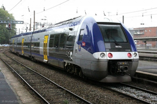 Τρόμος σε σταθμό τρένων: Οι επιβάτες είδαν στη μηχανή έναν...