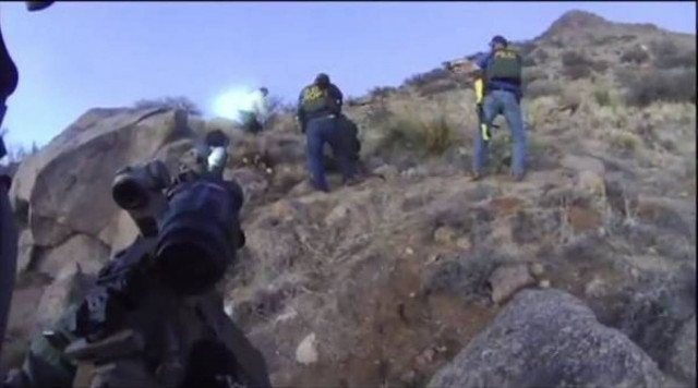 Βίντεο που σοκάρει: Αστυνομικοί πυροβολούν εν ψυχρώ έναν άστεγο