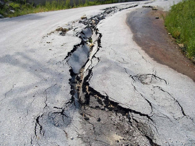 Κατολίσθηση βράχων στη Μυτιλήνη