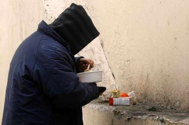 Στην… ουρά για ένα πιάτο φαϊ νεόπτωχοι της Θεσσαλονίκης