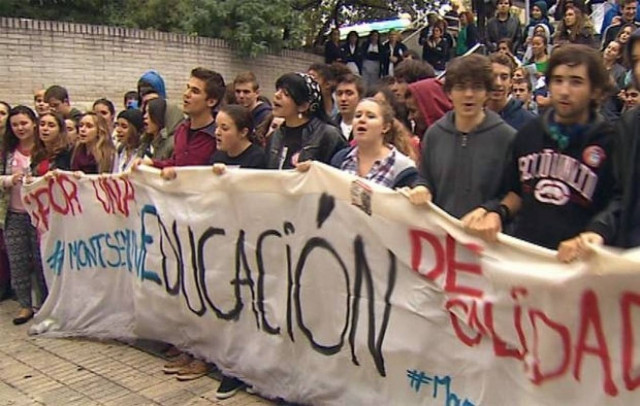 Μικροεπεισόδια στην Ισπανία λόγω της «απεργίας» των φοιτητών