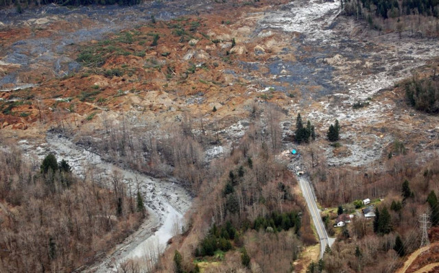 Μειώθηκε ο αριθμός των αγνοουμένων από την κατολίσθηση στο Σιάτλ