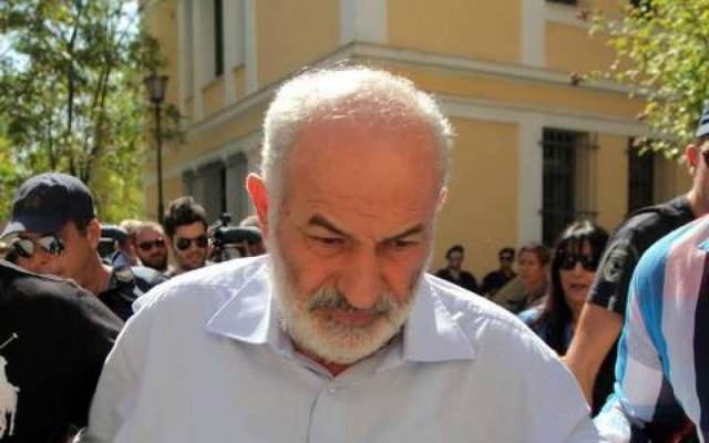 Στο σκαμνί ο Σμπώκος για τη μίζα των 500.000 ευρώ