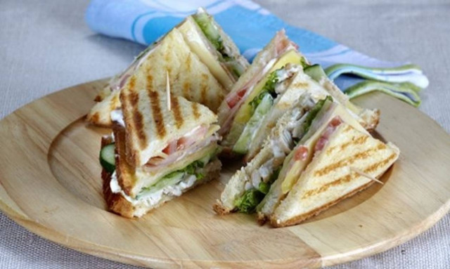 Συνταγή για τέλειο κλαμπ σάντουιτς