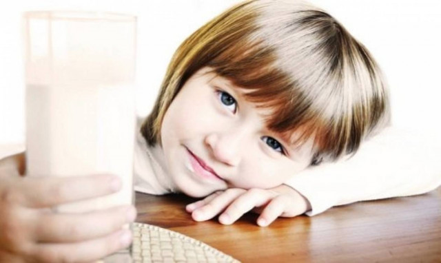 «Το παιδί μου αρνείται ξαφνικά να πιει το γάλα του»