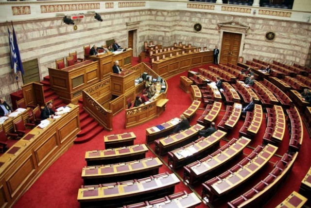 Αυτές είναι οι αλλαγές που φέρνει το πολυνομοσχέδιο στο ασφαλιστικό