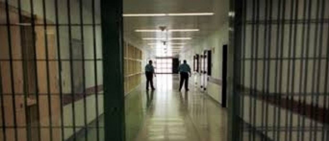 «Βράζουν» οι αλλοδαποί φυλακισμένοι για το θάνατο Καρέλι