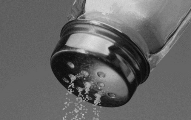 ΕΦΕΤ: Εκστρατεία ενημέρωσης για μείωση κατανάλωσης αλατιού