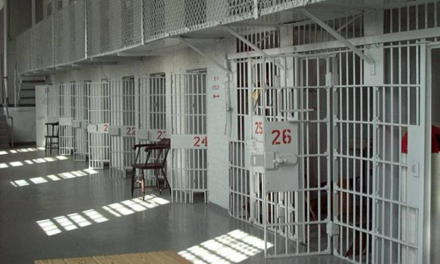 Οργισμένοι οι συγγενείς του Ιλί Καρέλι