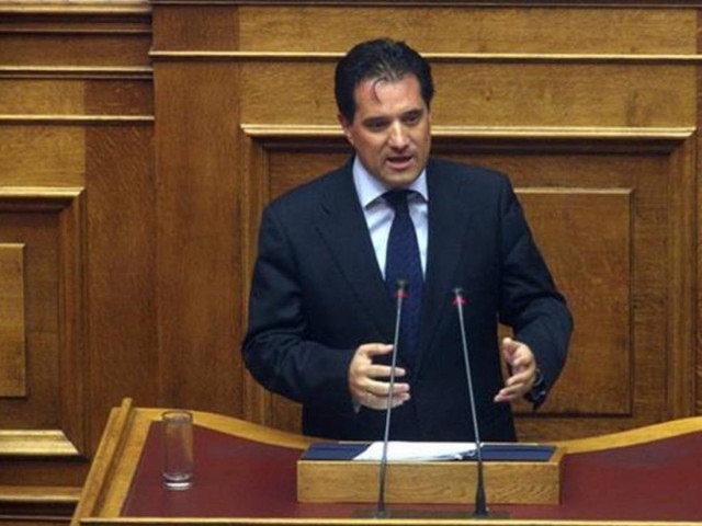 Πολυνομοσχέδιο: Η «περηφάνια» του Άδωνι και η απαξίωση στους βουλευτές