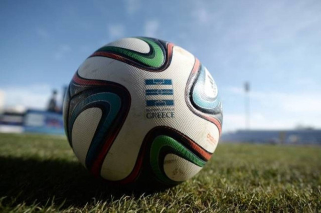 LIVE η Superleague