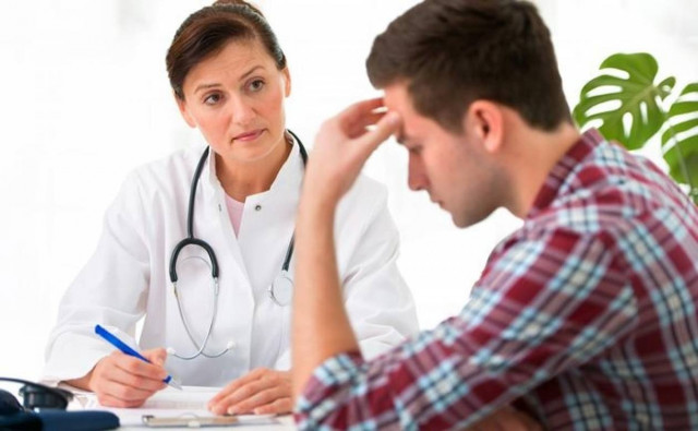 Σπυράκια στο πέος: γιατί εμφανίζονται και τι σημαίνουν