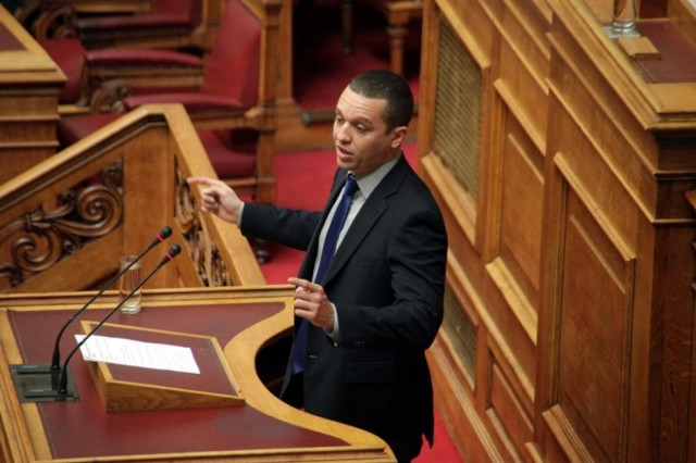 Κασιδιάρης: Να φύγουν ξένοι τοκογλύφοι από την Ελλάδα (vid)