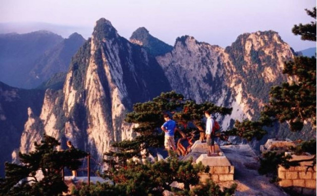 Όρος Hua Shan: Διαδρομή μόνο για θαρραλέους!