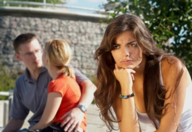 Δεν του έδινα σημασία. Τώρα ασχολείται με άλλη και ζηλεύω