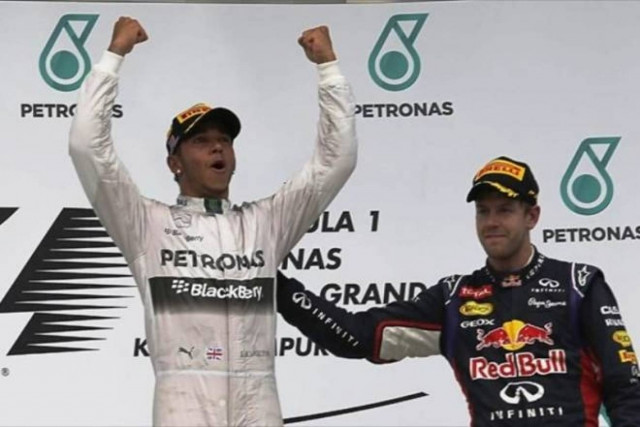 Χάμιλτον: Είναι νωρίς για το πρωτάθλημα