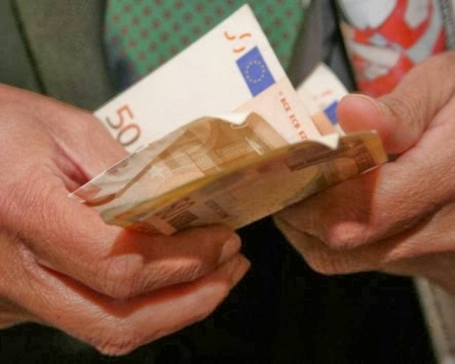 Θήβα: Πήγε να του κλέψει την σύνταξη!