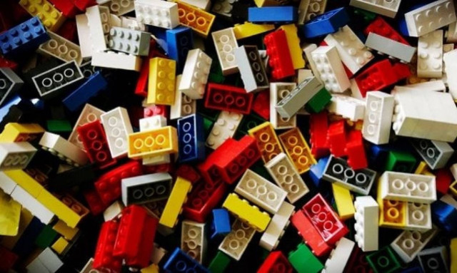 Η συγκινητική ιστορία πίσω από τα Lego!