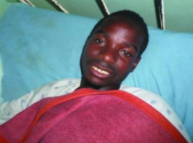 Ύαινα κατασπάραξε το πέος νεαρού που προσπαθούσε να γίνει πλούσιος!