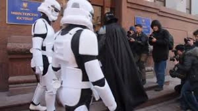 Ουκρανία: Διαδήλωση των οπαδών της «γαλαξιακής αυτοκρατορίας»