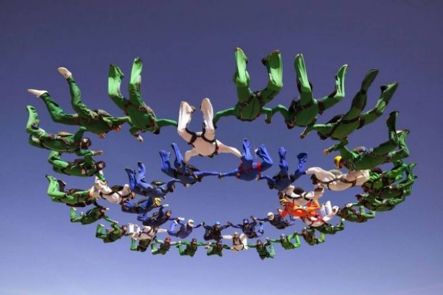 Νεκρός αλεξιπτωτιστής που προσπάθησε να σπάσει ρεκόρ!