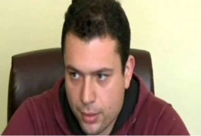 Δείτε τι λέει ο Νίκος:Πως η κρίση τον έκανε να ανοίξει γραφείο τελετών