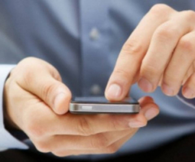 Της ζητούσε 200 ευρώ για παύση παρενόχλησης με SMS