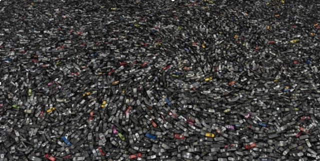 Εικόνες-σοκ θα σας κάνουν να αλλάξετε γνώμη για τον καταναλωτισμό