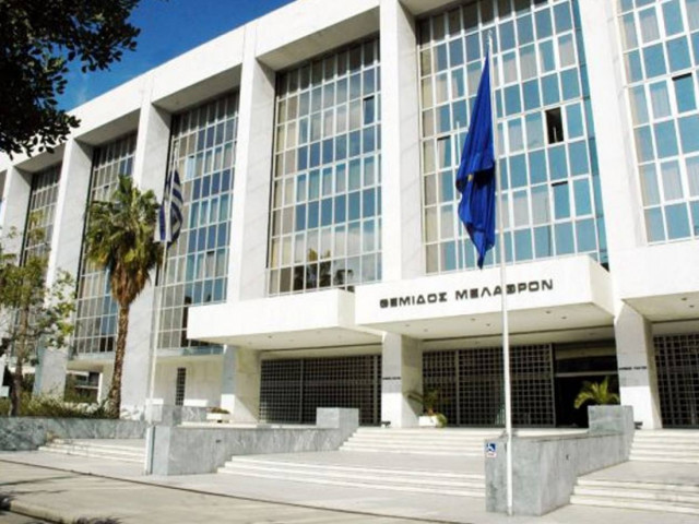 Αυτόφωρο για τους βουλευτές που χρησιμοποιούν βίντεο υποκλοπής