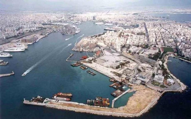 Πειραιάς: Διαδήλωσαν κατά της ιδιωτικοποίησης των λιμανιών