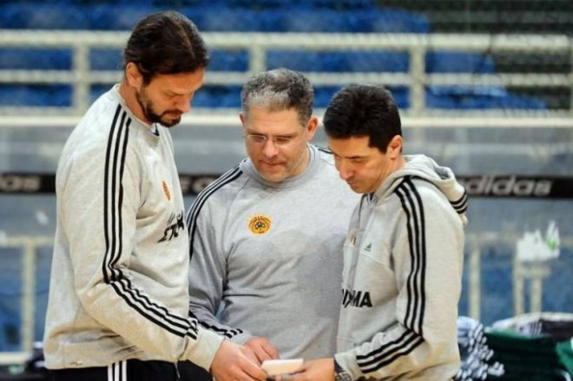 Μανωλόπουλος: Σκεφτόμαστε μόνο το ντέρμπι