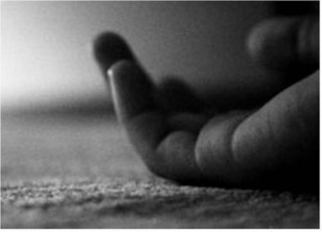 Τραγωδία: Βρήκε τον άντρα της νεκρό στην τουαλέτα