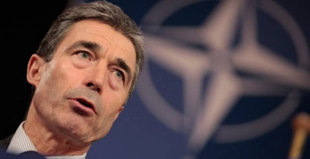 Ράσμουσεν: Η Ρωσία πρέπει να αποσύρει τα στρατεύματά της