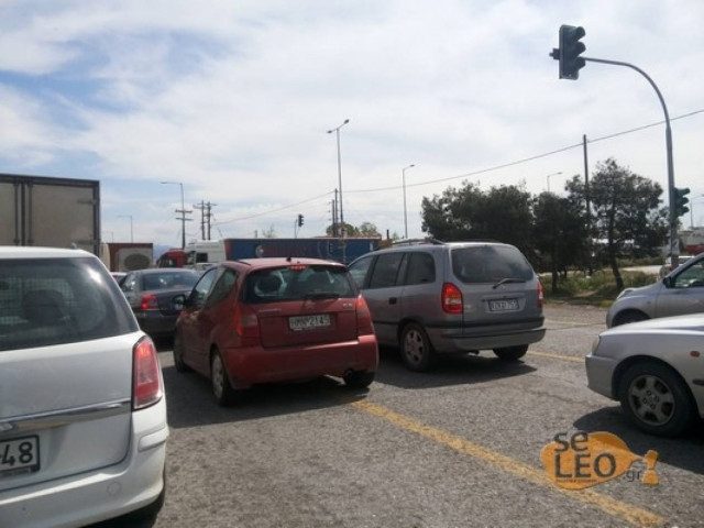 Μποτιλιάρισμα στη Λαχαναγορά-εκτός λειτουργίας τα φανάρια