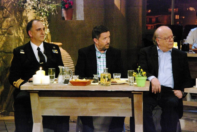 «Στην υγειά μας ρε παιδιά» με την Μπάντα του Πολεμικού Ναυτικού