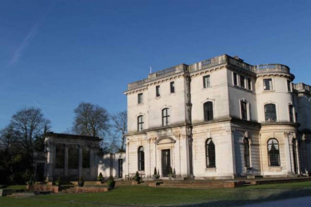 Ρατσιστική επίθεση δασκάλου σε μαθήτρια! Δείτε τι είπε...