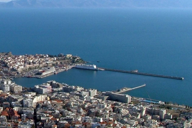 Kαβάλα: Ολοκληρώνονται οι πλωτές εξέδρες