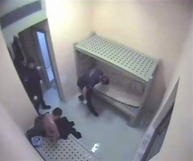 Υπόθεση Καρέλι: Ελεύθεροι με όρους τέσσερις σωφρονιστικοί υπάλληλοι