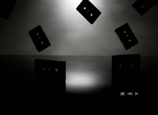 Οι «Stop Rewind Play» απόψε στο six d.o.g.s.